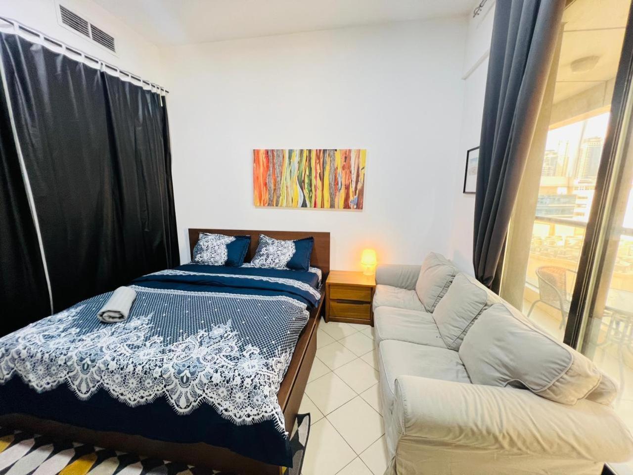 Private With Curtains In Marina & Blue Water * Dubai