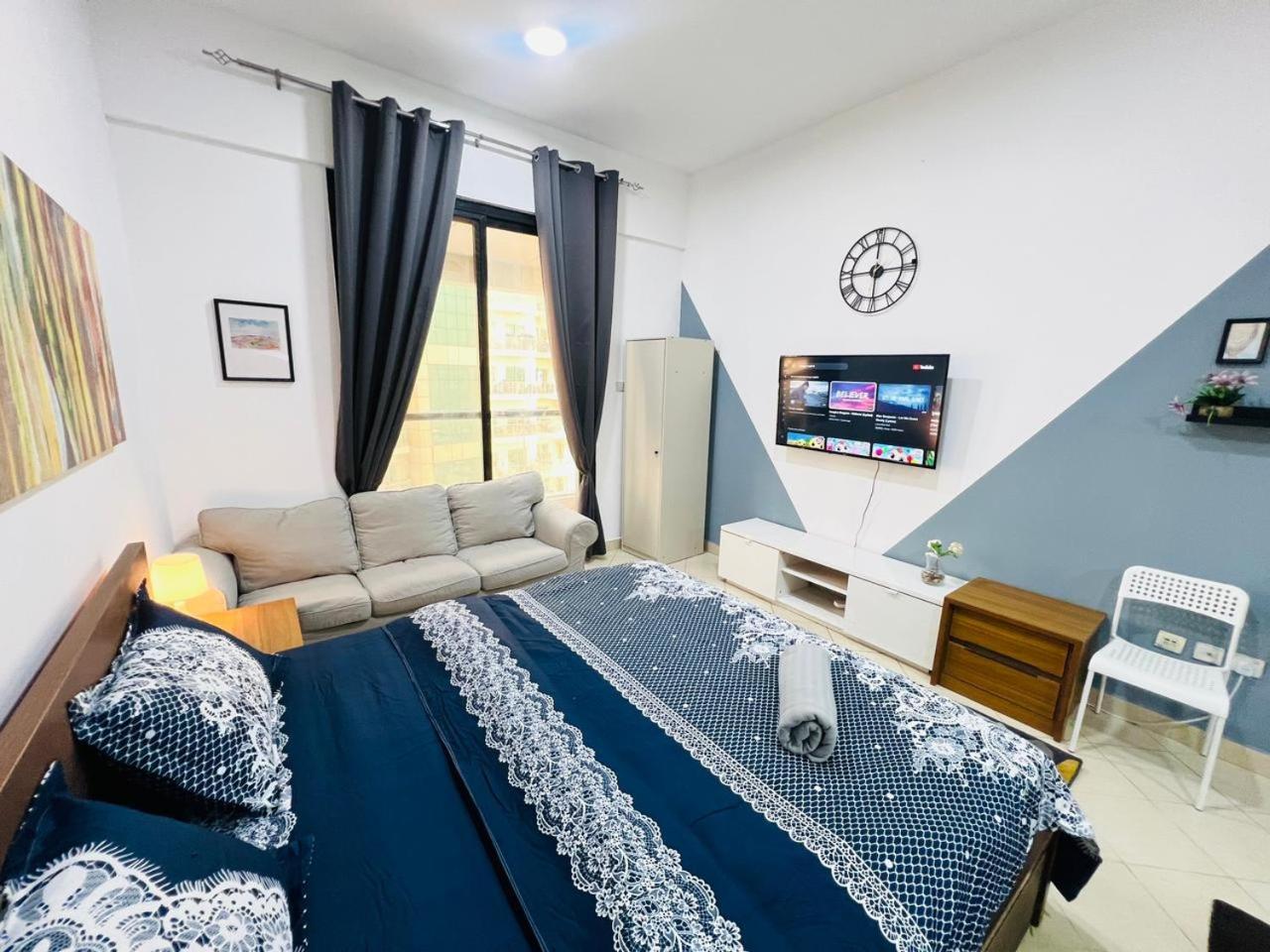 Homestay Private With Curtains In Marina & Blue Water *