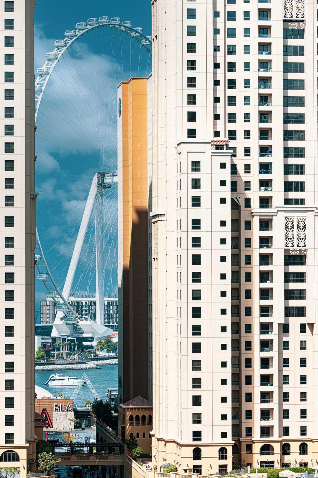 Apartment Luxury 1 Bedroom With Sea View *