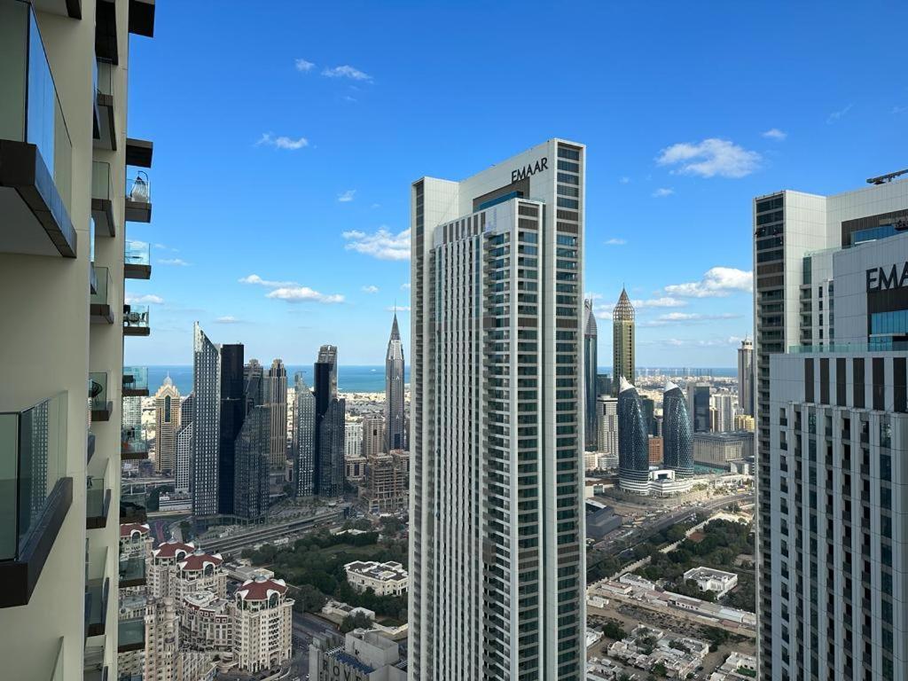 Skylight Two Bedroom Downton Views 1 Direct Access To Mall