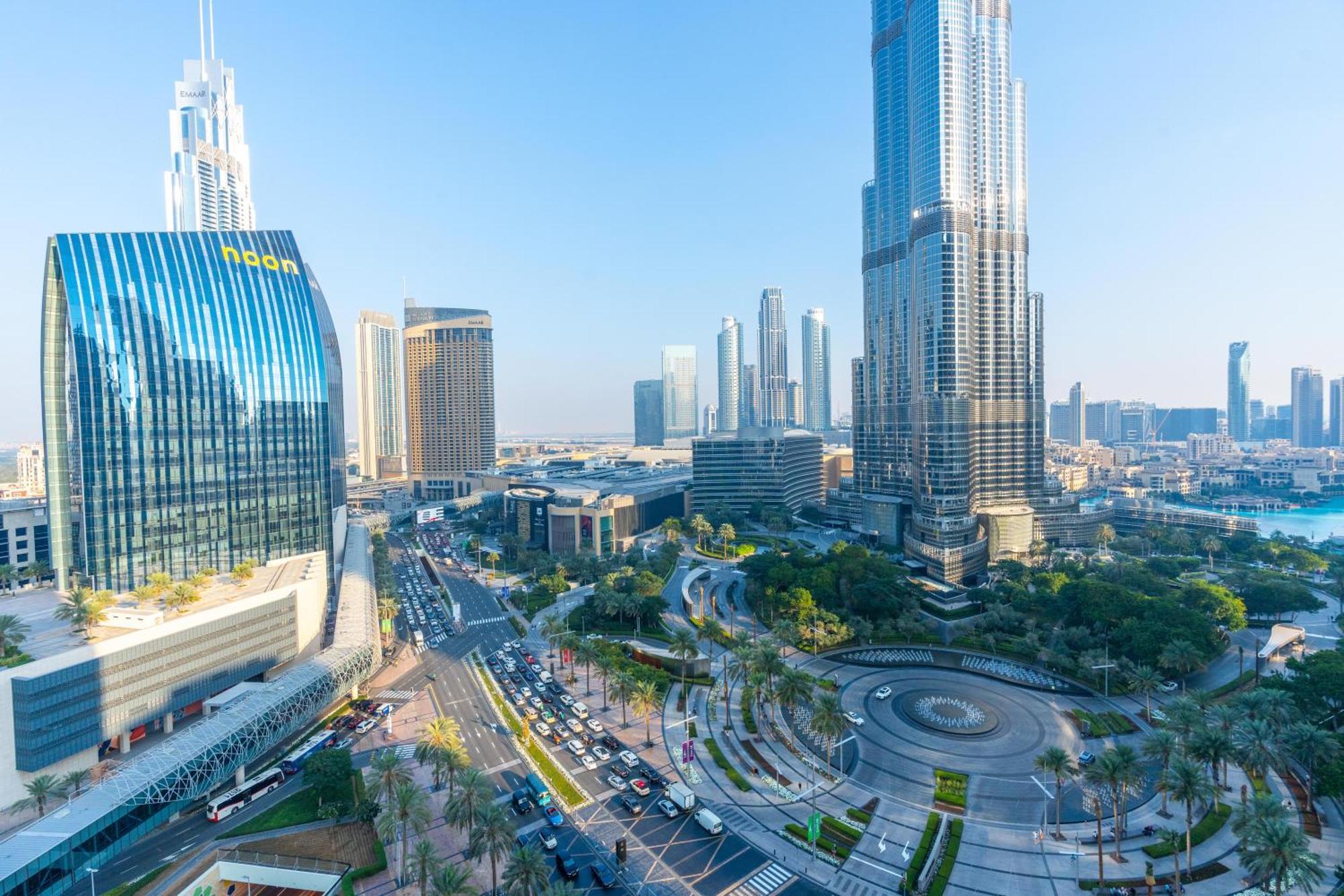 Whitesage - Unbeatable Views Of Burj Khalifa In This Huge 3br Apartment