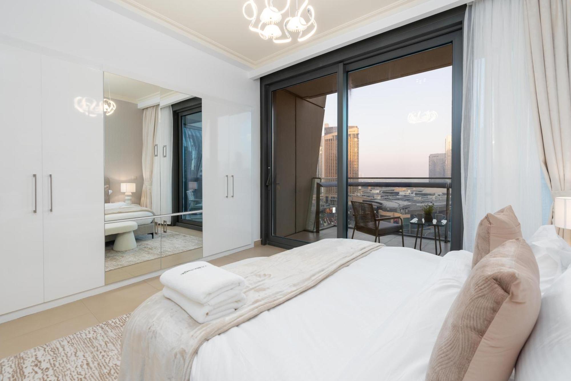 Whitesage - Unbeatable Views Of Burj Khalifa In This Huge 3br