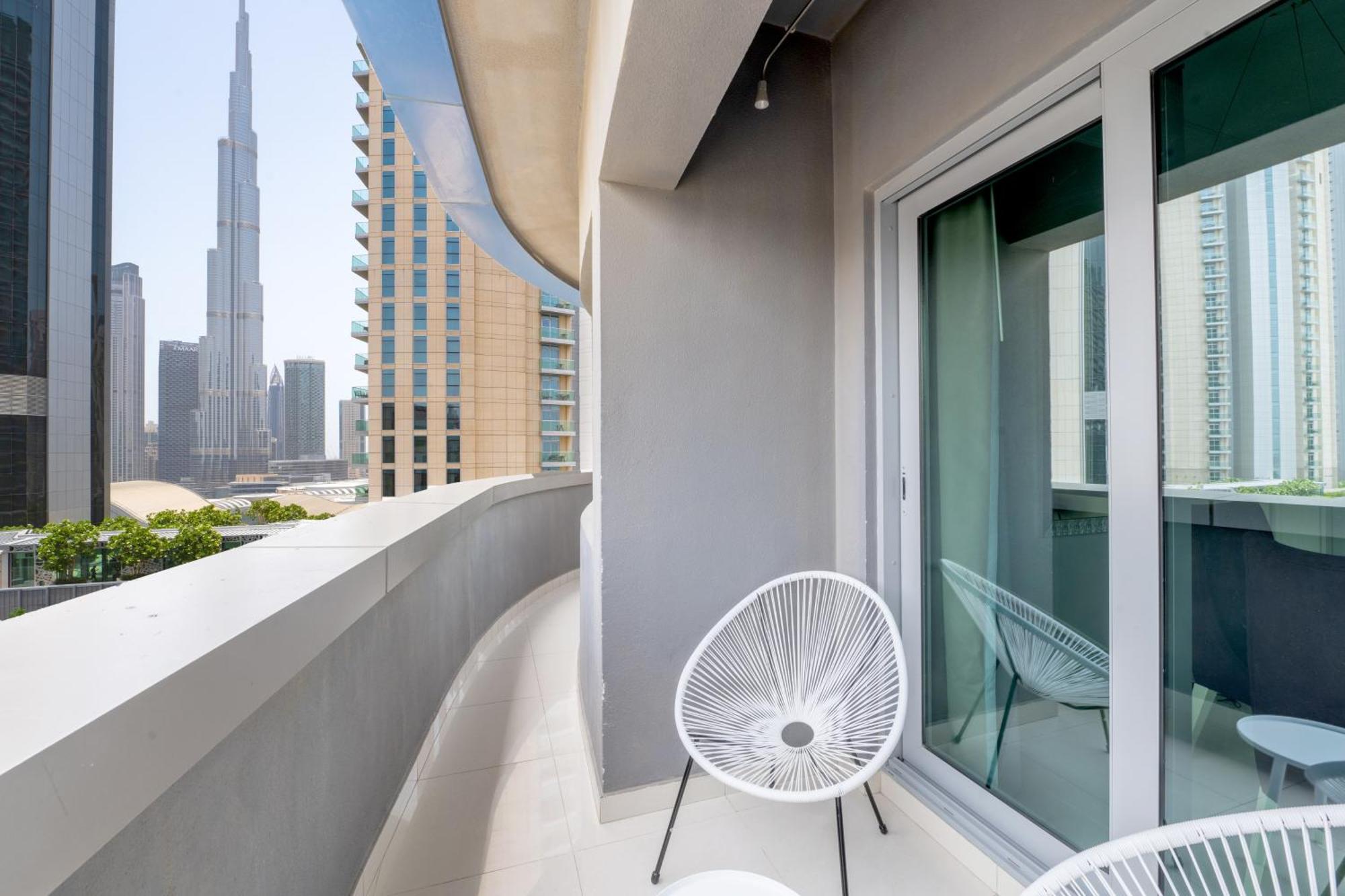 Downtown Luxury - 5 Star Facilities - 5 Min Walk To Mall Apartamento *