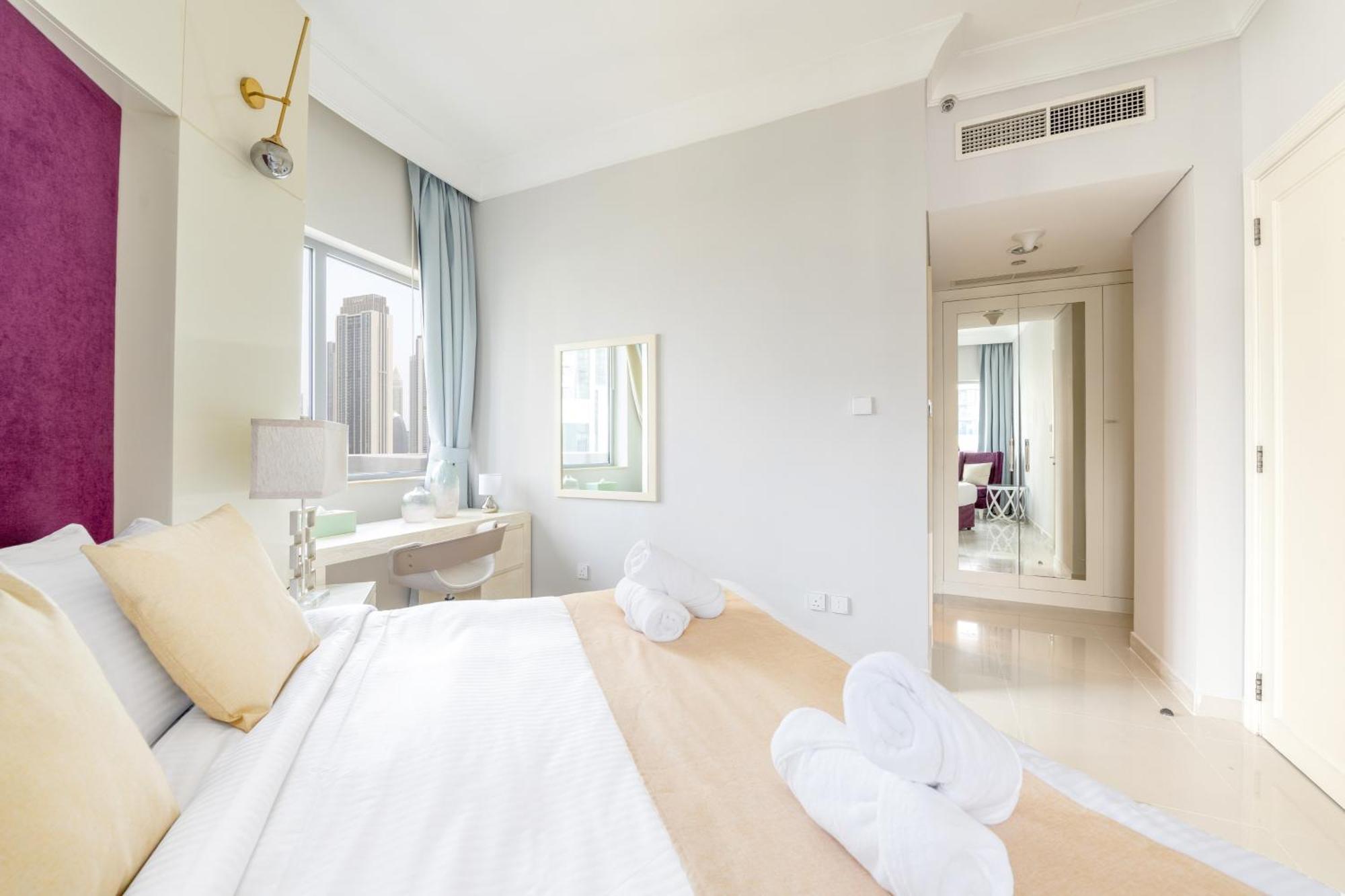 Downtown Luxury - 5 Star Facilities - 5 Min Walk To Mall * Dubai