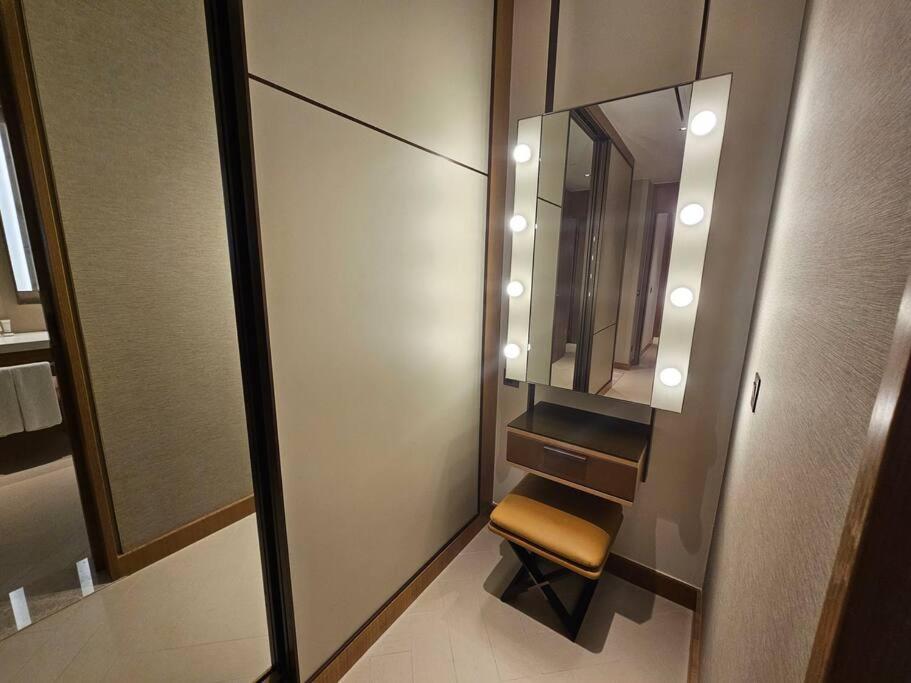 Address Residences Opera District Downtown Burj Khalifa Apartment *