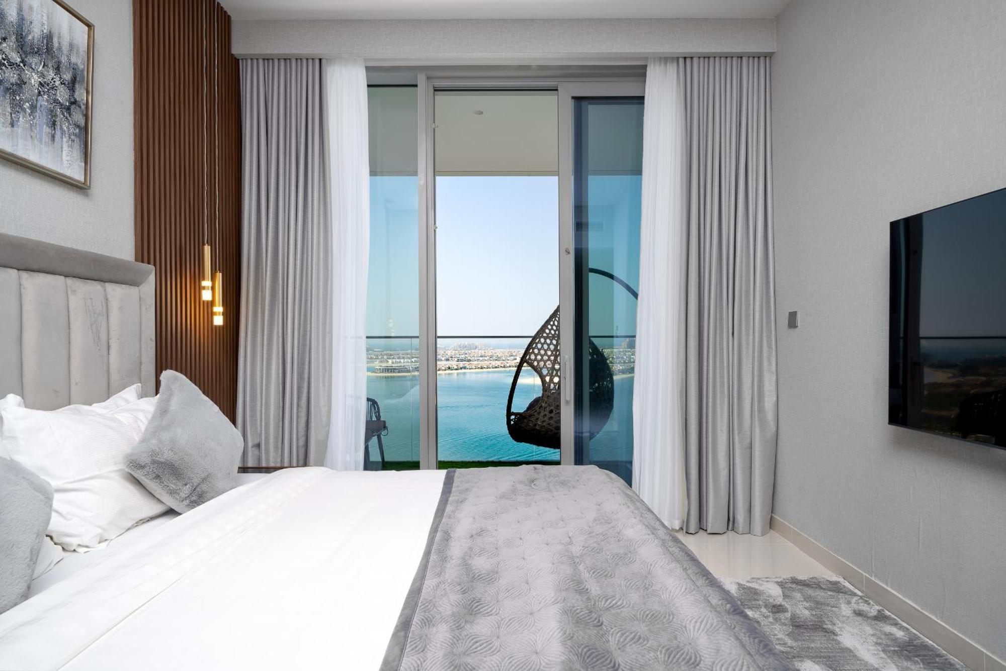 Apartamento *private Beach* Ocean View Emaar Beachfront Dubai