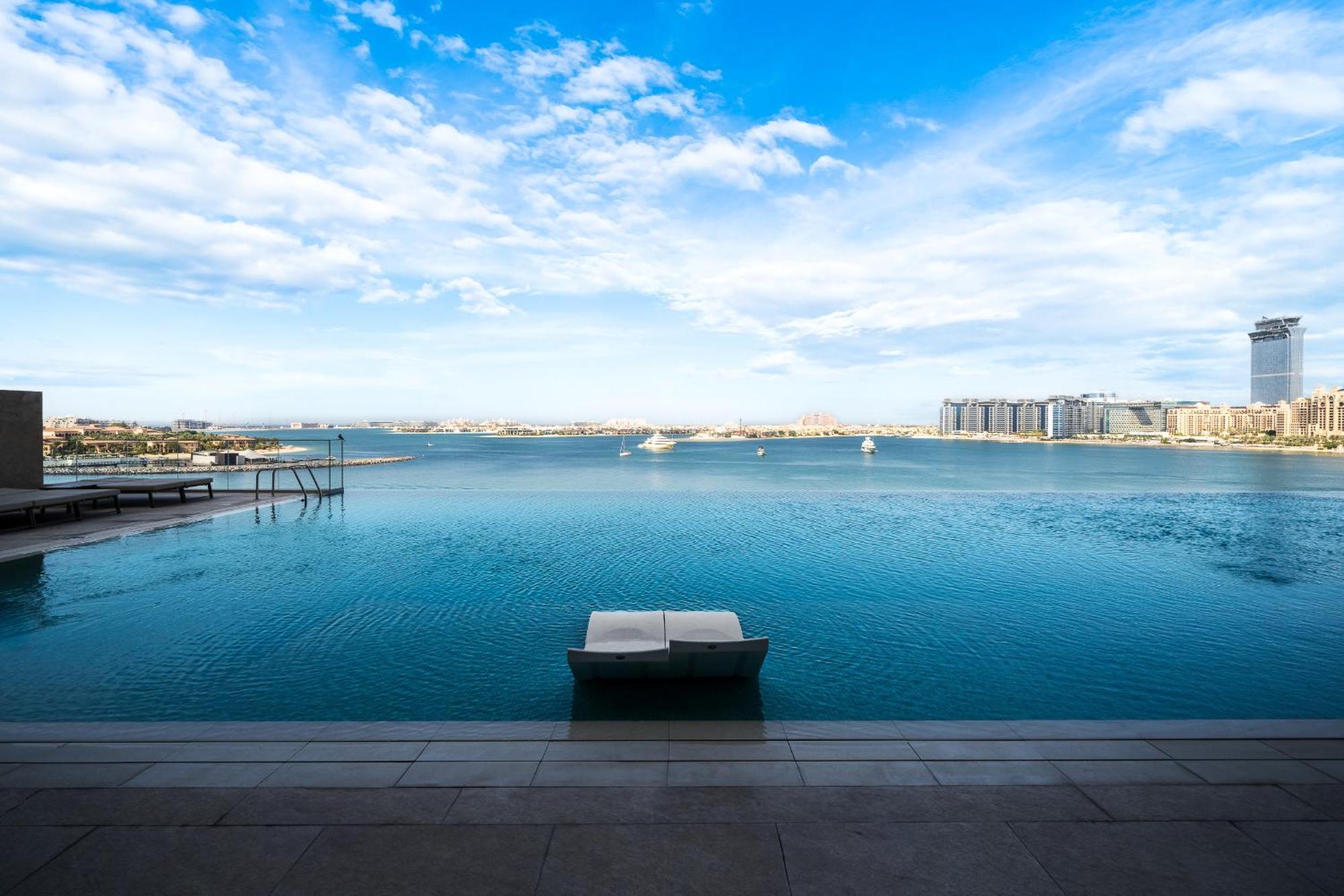 *private Beach* Ocean View Emaar Beachfront Apartamento Dubai