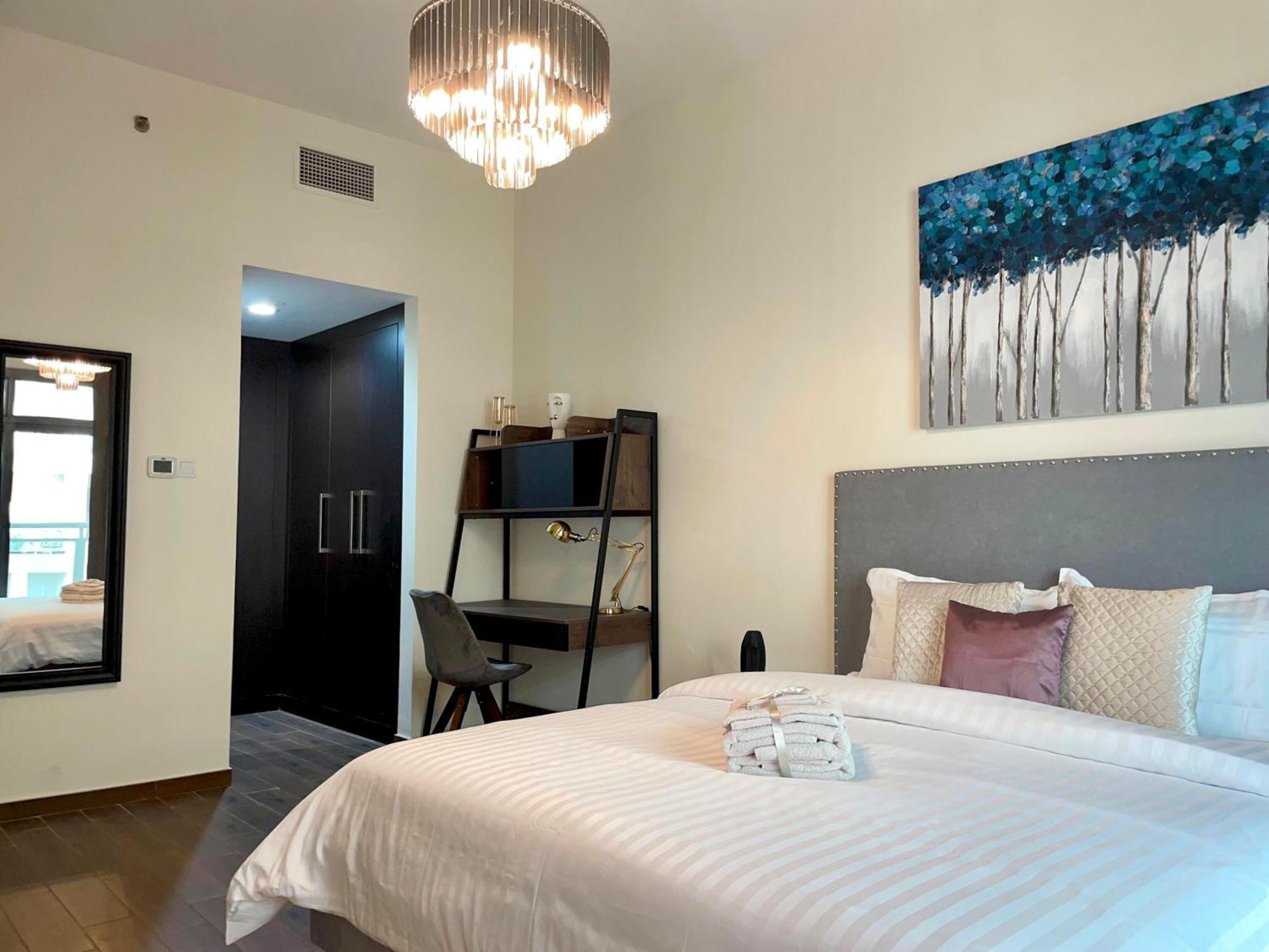 Elite Lux Homes - Two Bedroom Direct Metro Access In Al Furjan, Daire