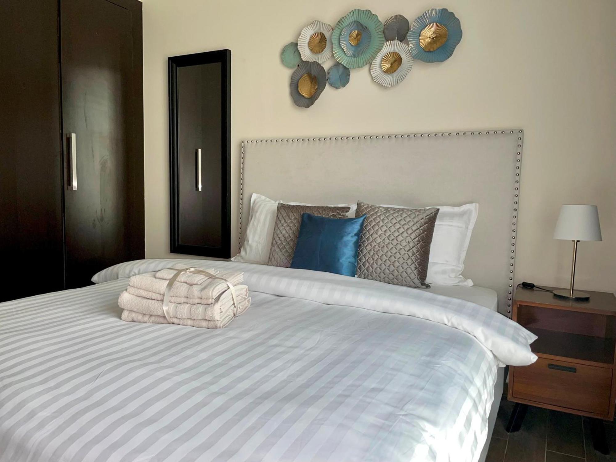 Elite Lux Homes - Two Bedroom Direct Metro Access In Al Furjan, Daire Dubai