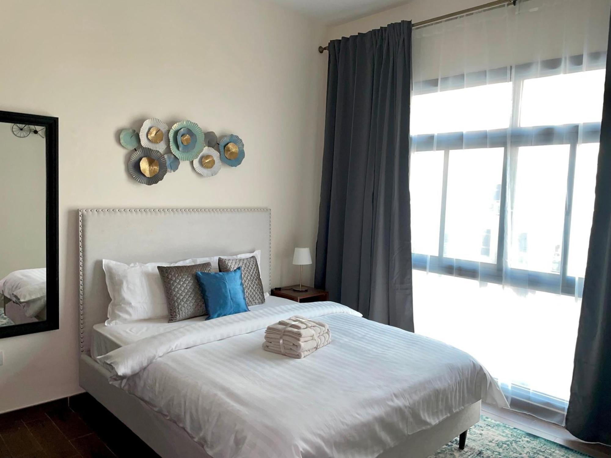 Daire Elite Lux Homes - Two Bedroom Direct Metro Access In Al Furjan, Dubai