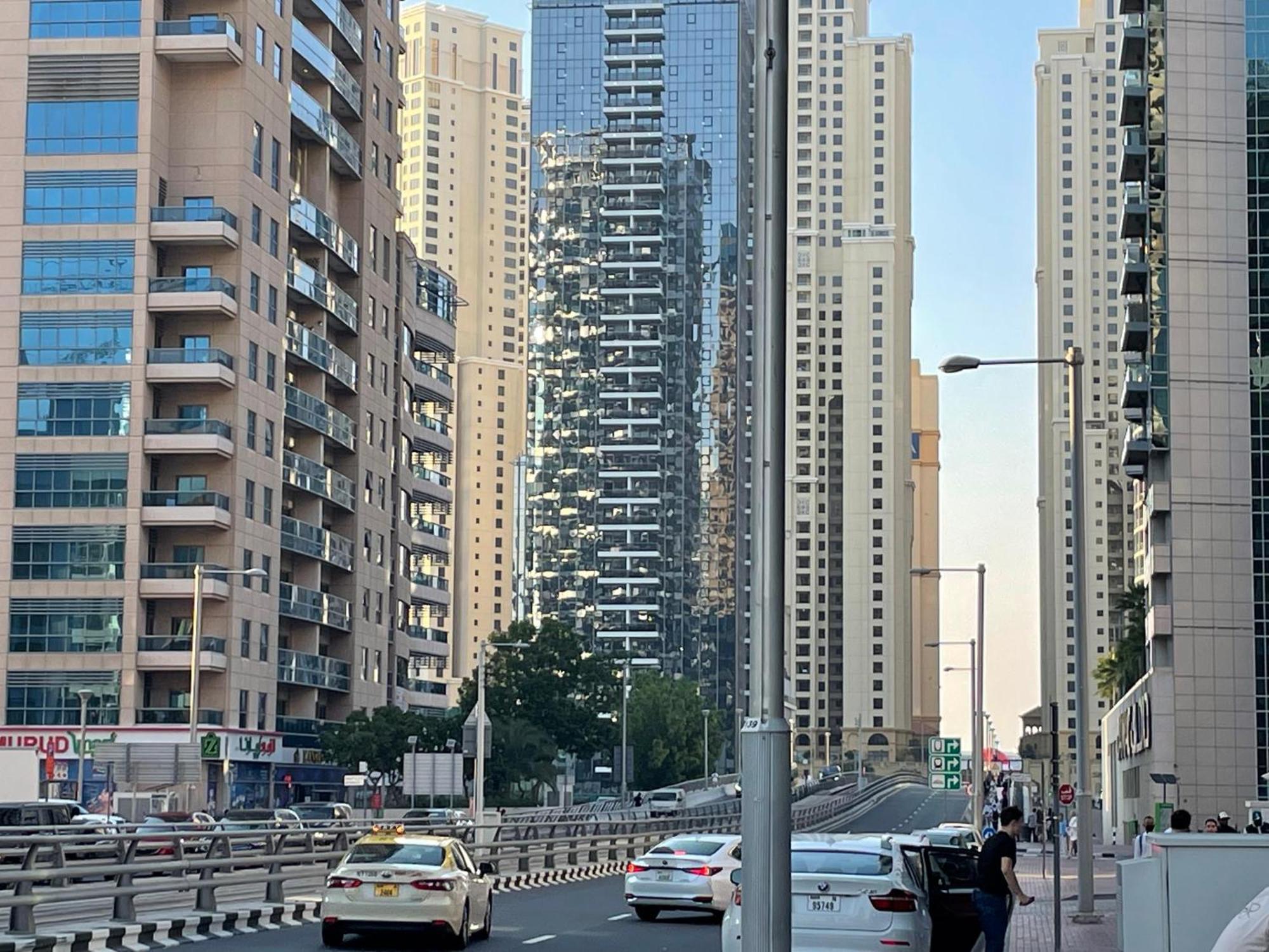 Apartment In Heart Of Marina B Walk To The Jbr
