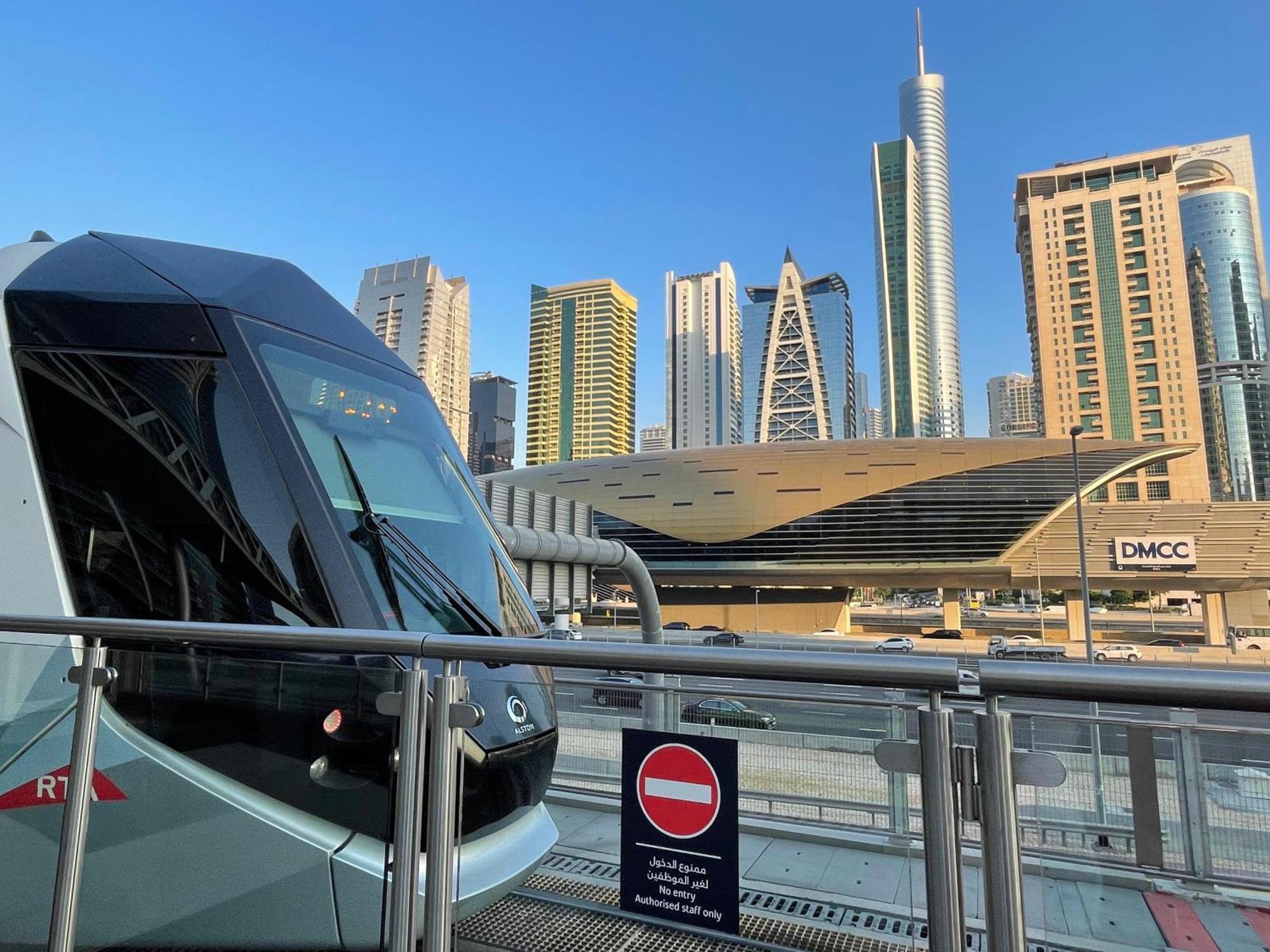 In Heart Of Marina B Walk To The Jbr Apartment Dubai