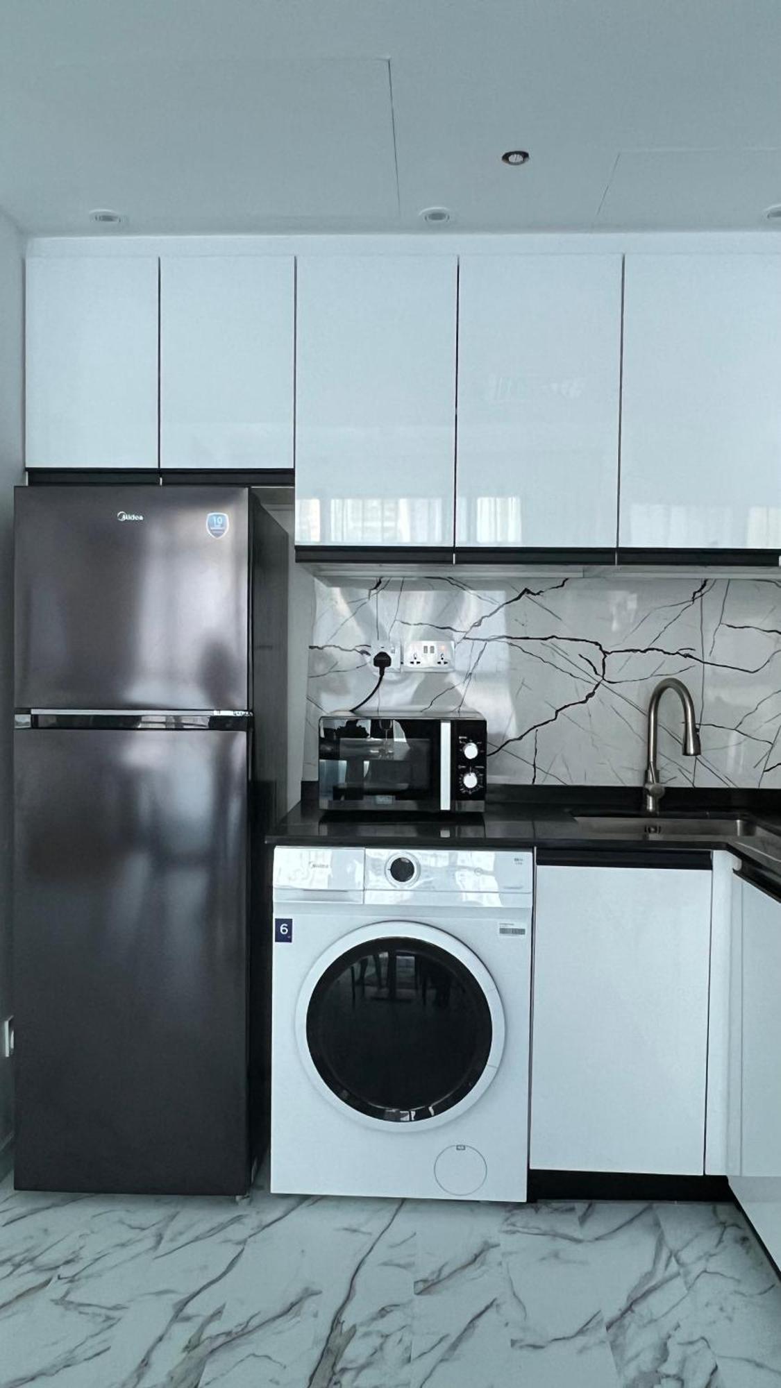 Apartment In Heart Of Marina B Walk To The Jbr *