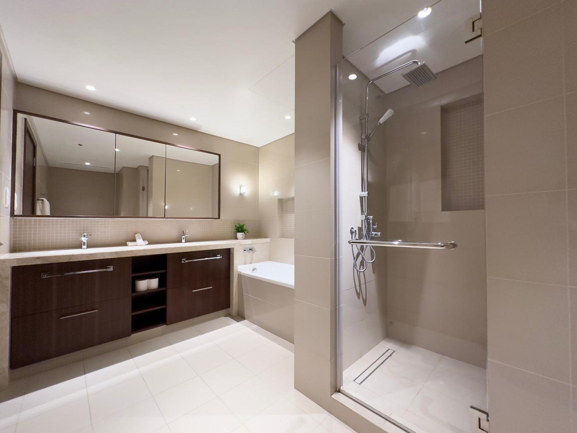 Durrani Homes - Lux 2br With Direct Bridge Access To Mall Dubai