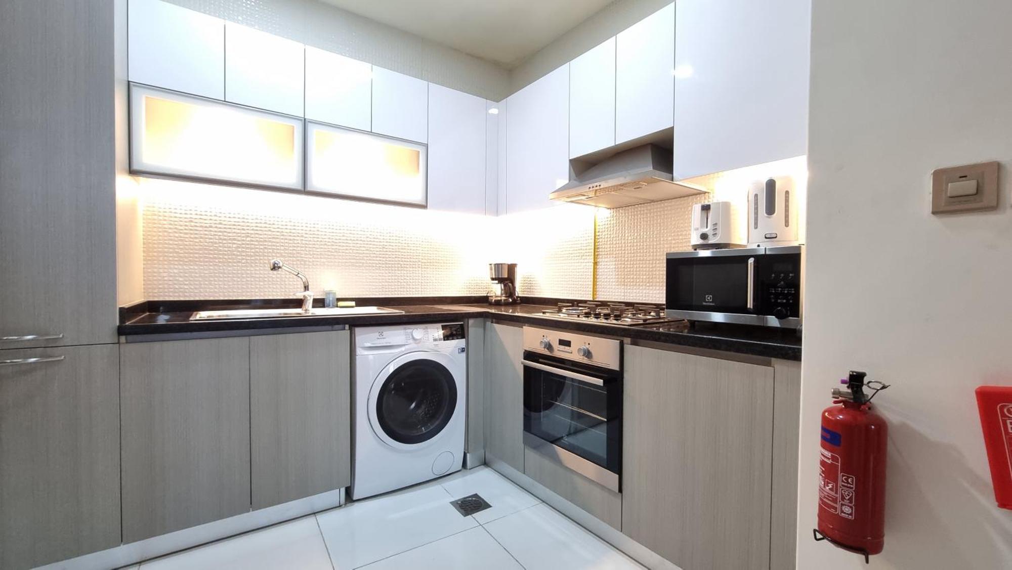 Spacious, Economical Near Miralcz Garden