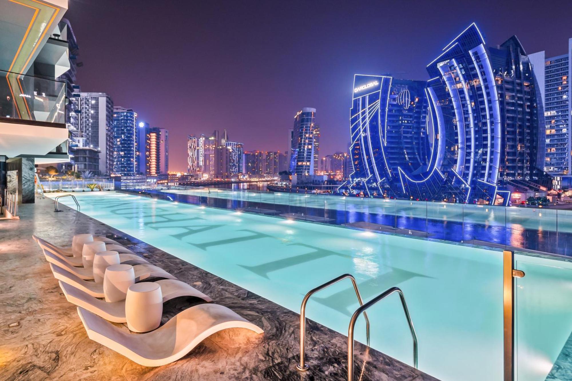 Business Bay With Stunning Views Dubai