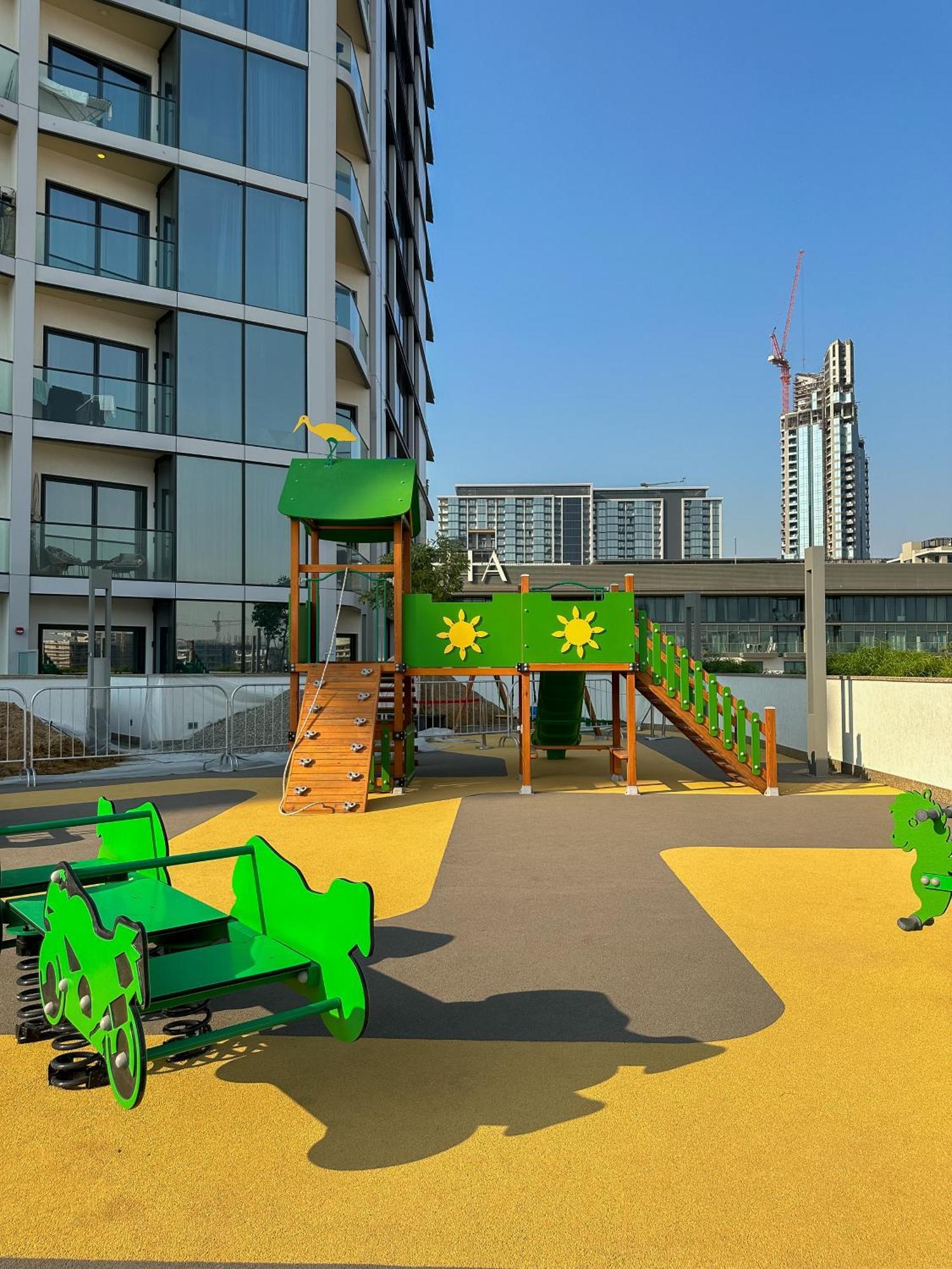 Kid-Friendly 2Br - Secure, Central And Peaceful Dubai