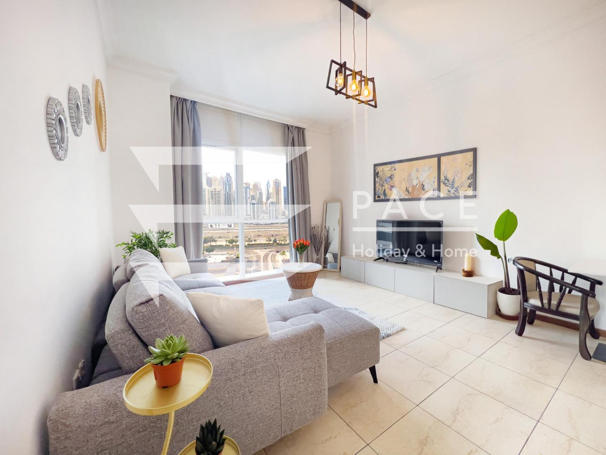 1 Bedroom In Jlt Apartment *