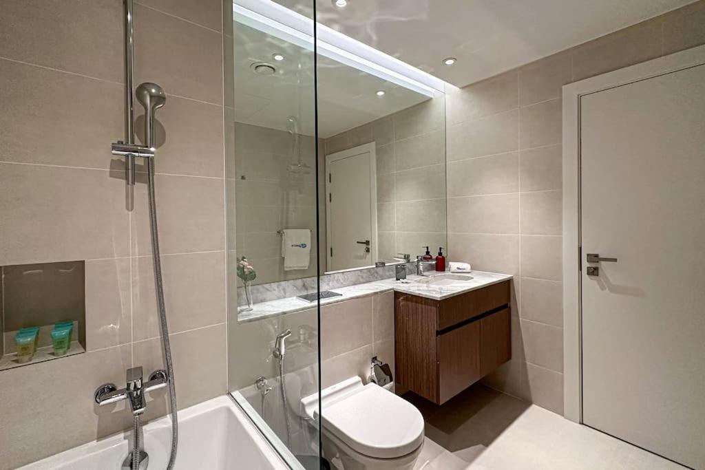 Higuests - Dream In Our Cozy 2br In La Rive Community Dubai