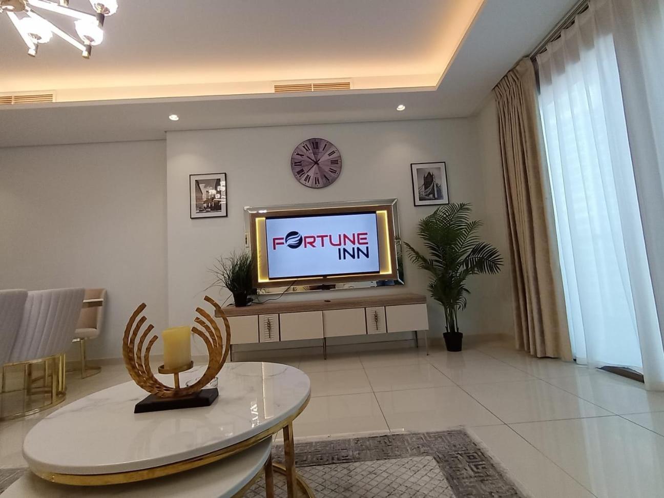 Apartamento Paramount Midtown By Fortune Homes *