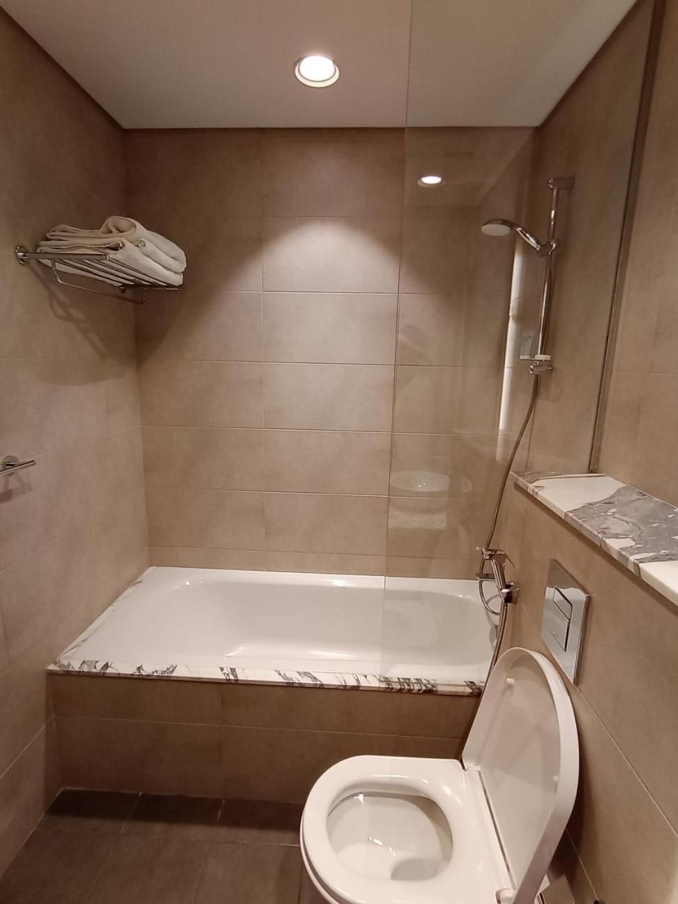 Paramount Midtown By Fortune Homes Apartamento *