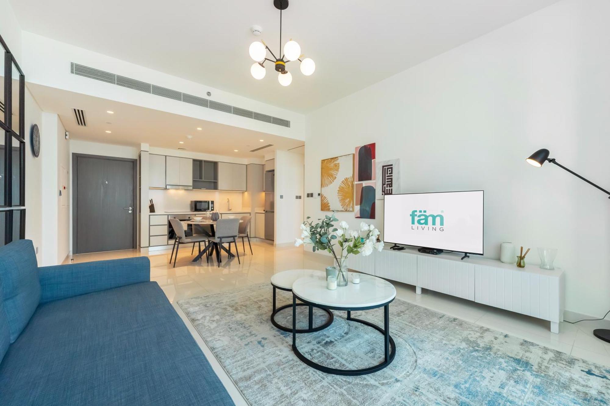 Fam Living - Beachfront Getaway In Emaar Beachfront - Private Access And Luxury Amenities Apartment