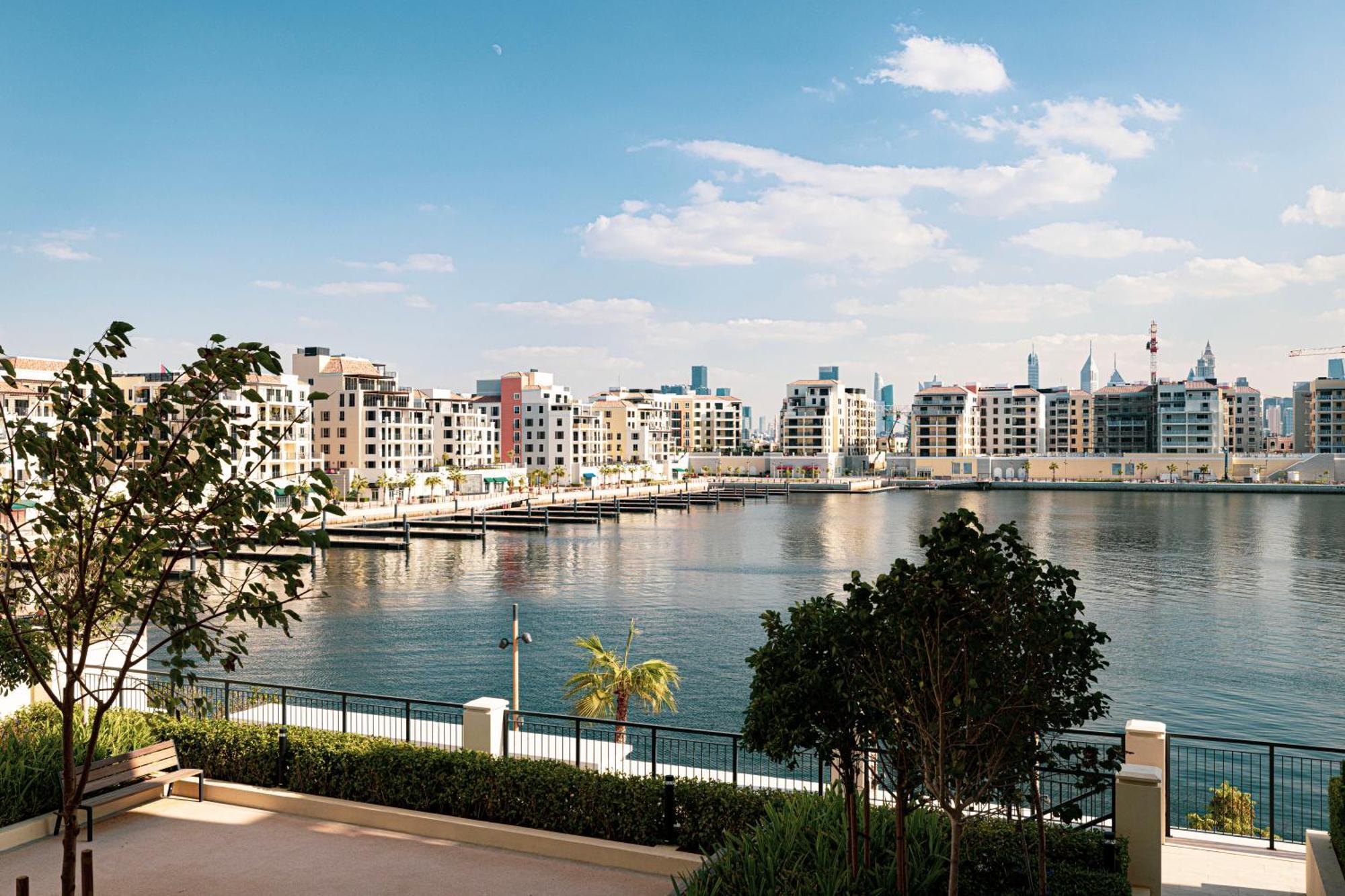 Apartment Magnificent Beachfront 1br With Private Access *