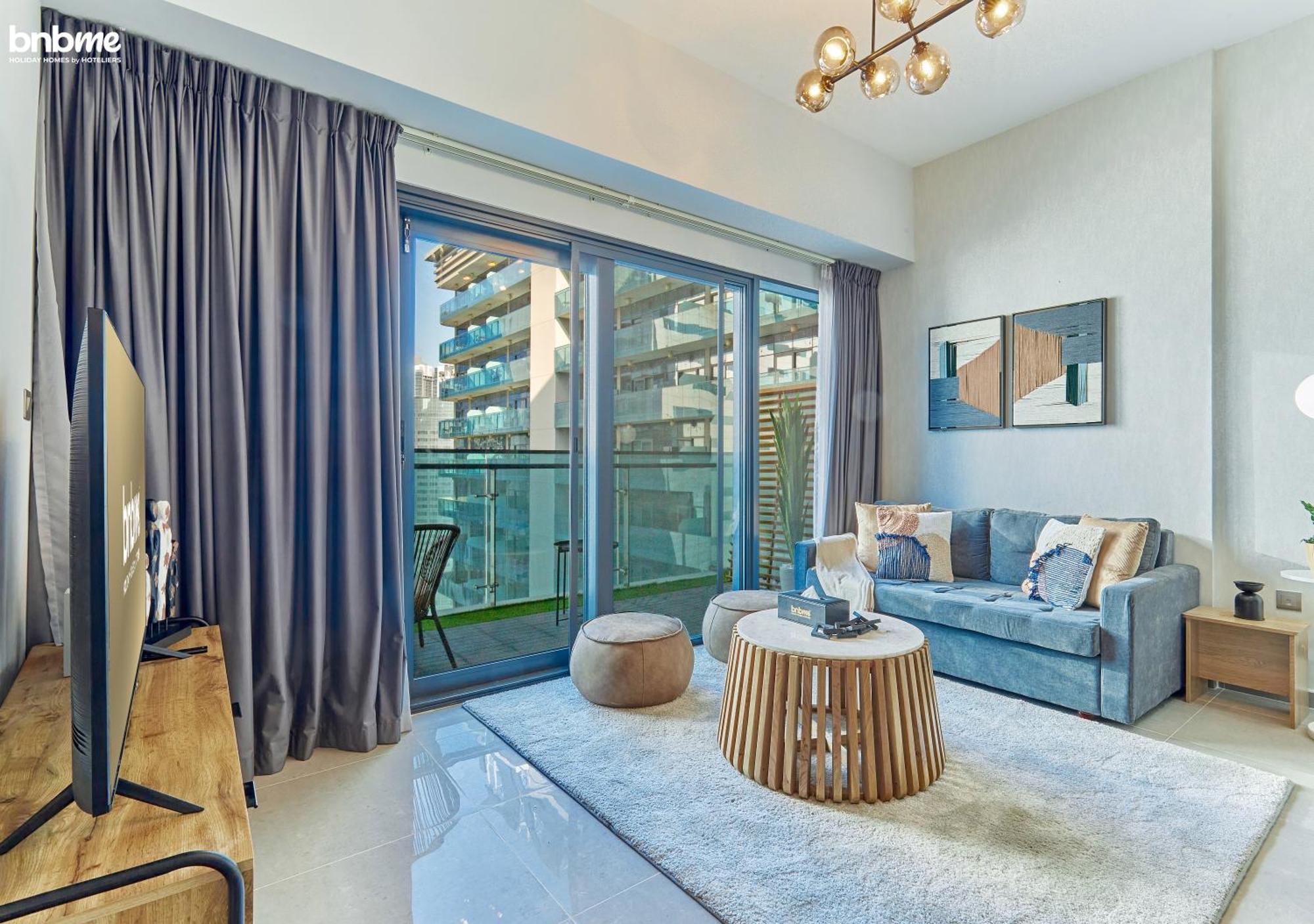 Bnbmehomes - Merano Tower Apartment Dubai