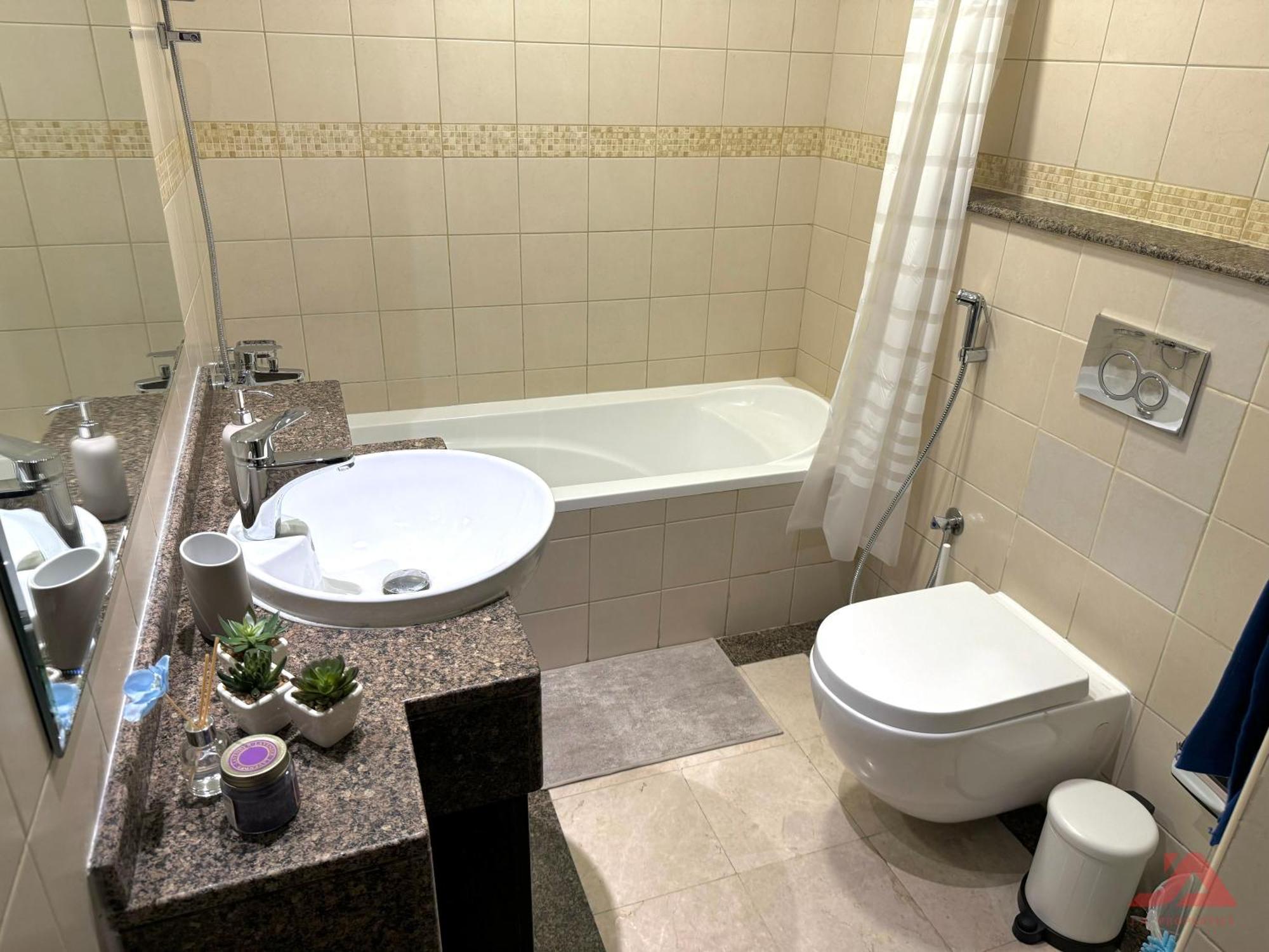 Apartment Cozy Marina & Sea View In Bay Tower With Modern Gym & Pool, Steps To & Metro *