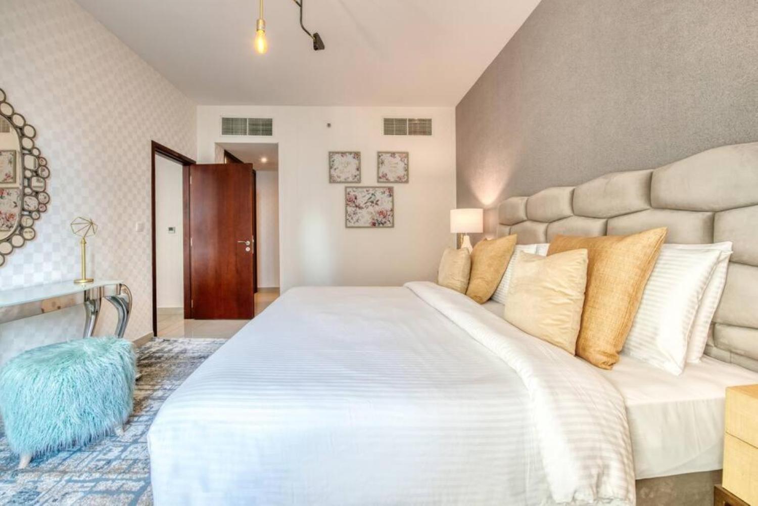 Daire Bellavista - Magnificent - 3br - 29 Boulevard - Partial Burj Khalifa & Fountain Views *