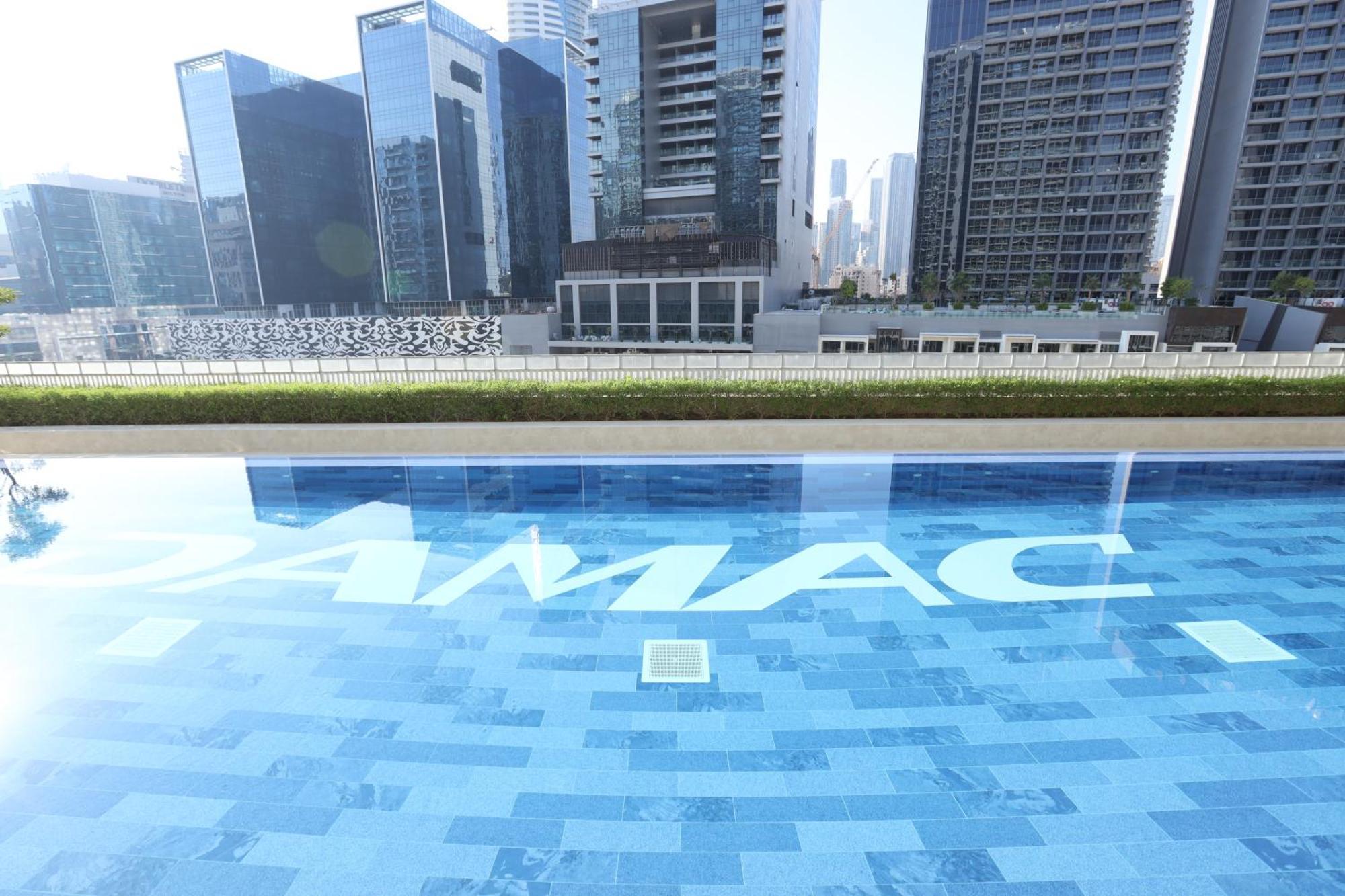 Brown Stone - & Canal View Reva * Dubai