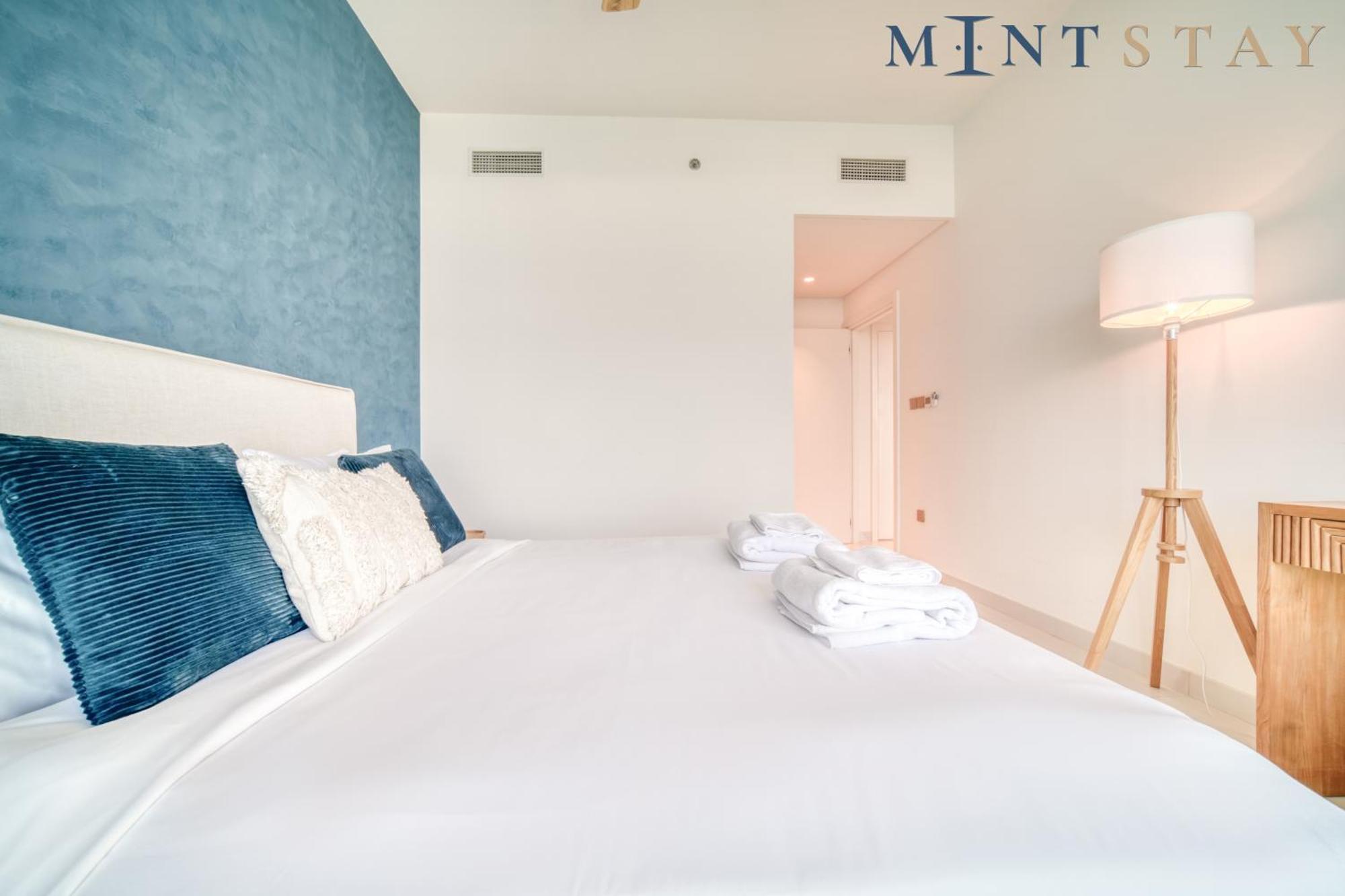 Vista 1 Emaar Beachfront - Mint Apartamento Dubai