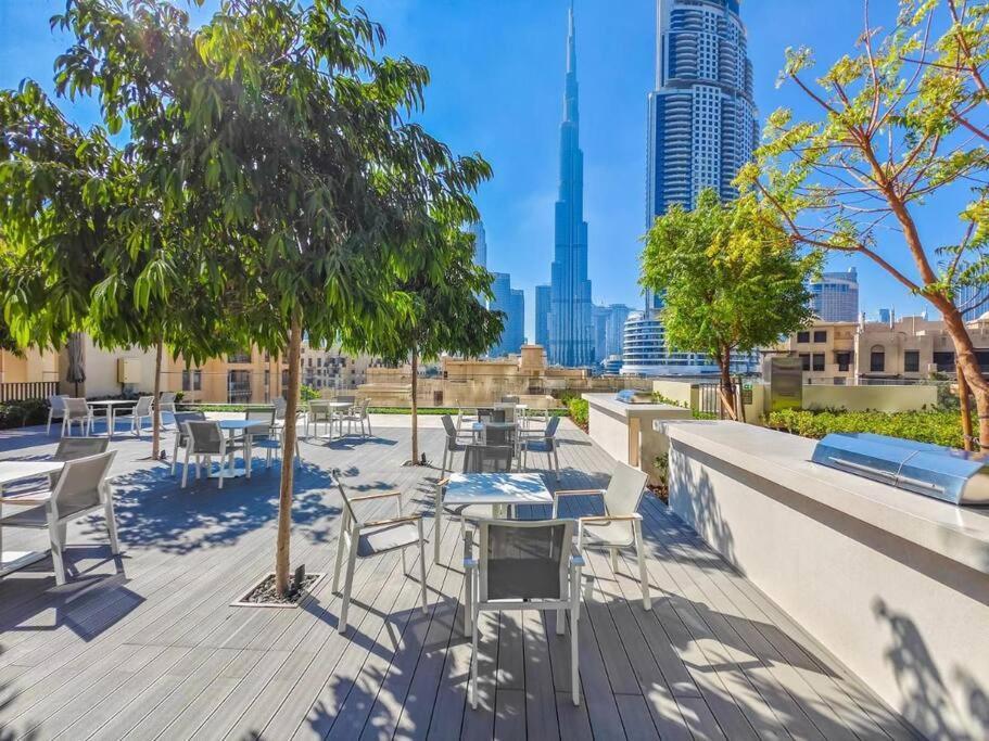 Exclusive 2 & 4 Bedroom Apt With Burj Khalifa - Fountain And City Views By Meerak