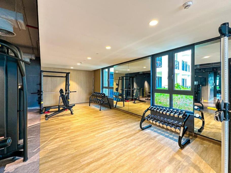 Higuests - Dream In Our Cozy 2br In La Rive Community * Dubai