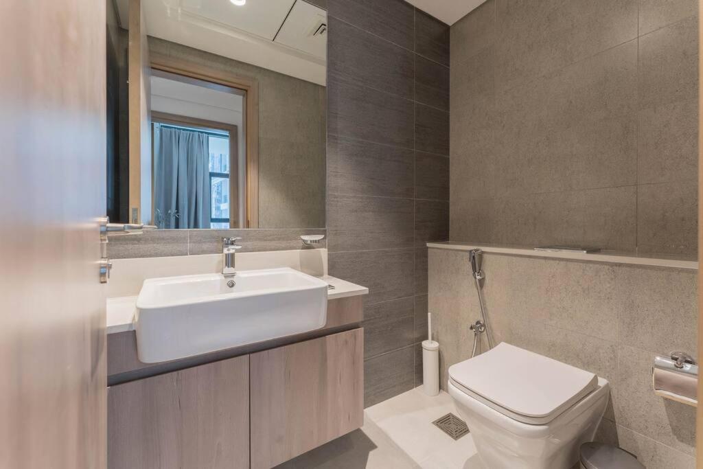 Exclusive 1 Bedroom In Hills Estate *