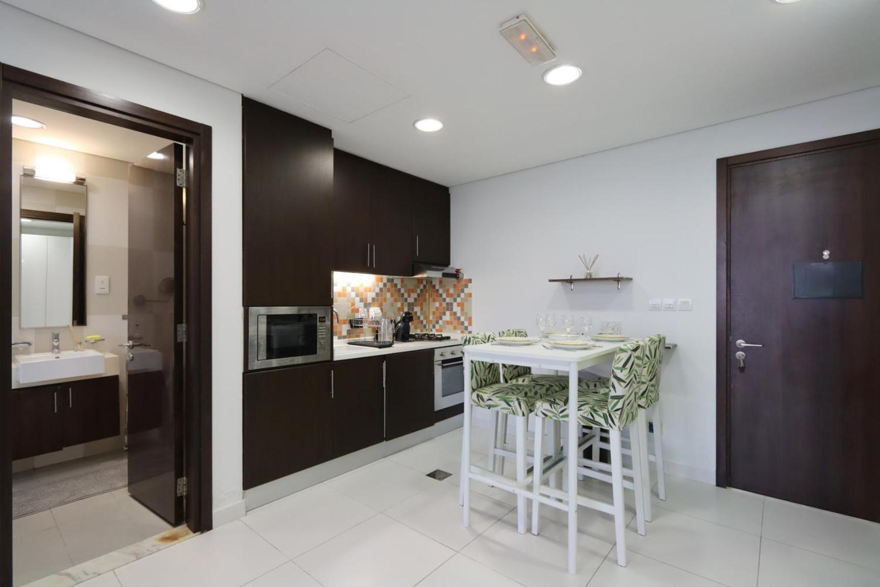 Livbnb Seaside In Palm Jumeirah With Private Terrace And Direct Access To Nakheel Mall Apartamento *