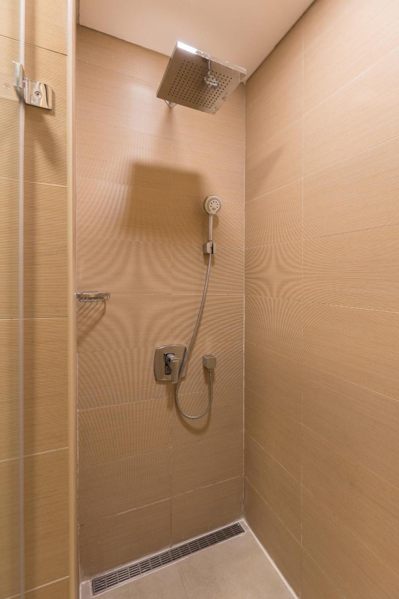 Fancy Studio In Sparkle Tower * Dubai