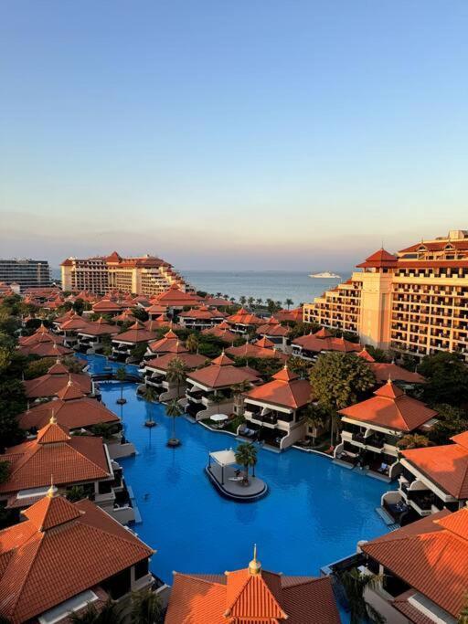 Apartamento Luxury Mina Azizi Palm Jumeirah-private Beach Dubai