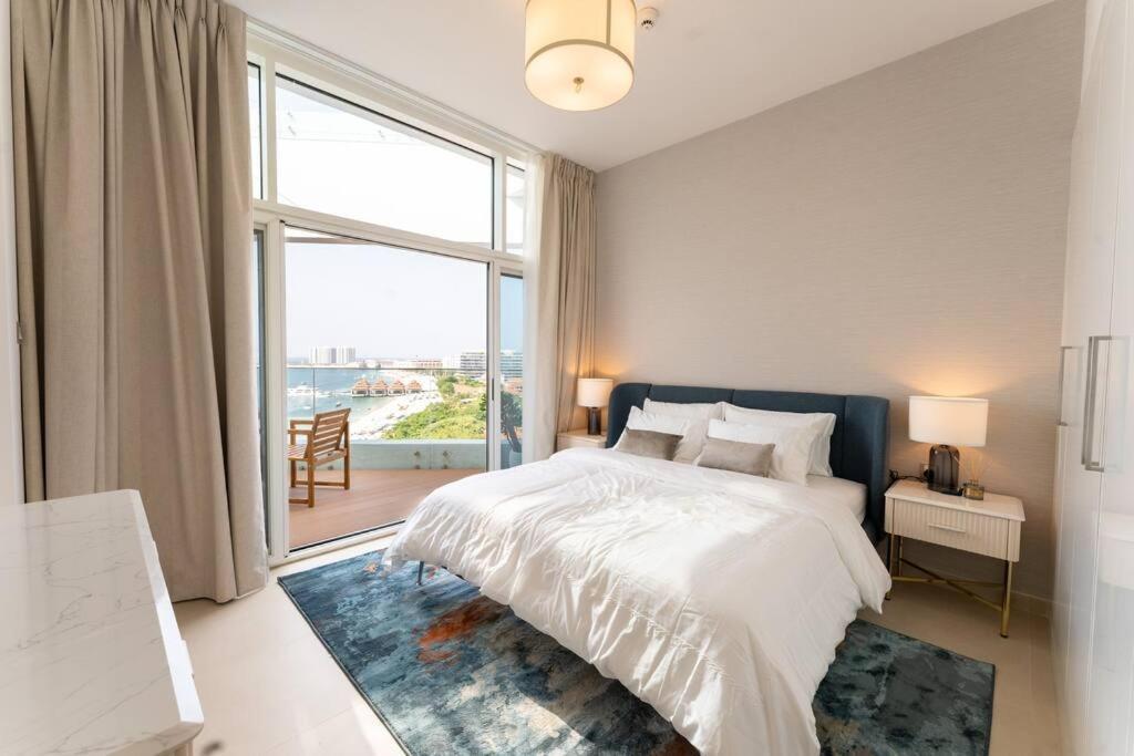Luxury Mina Azizi Palm Jumeirah-private Beach Apartamento *