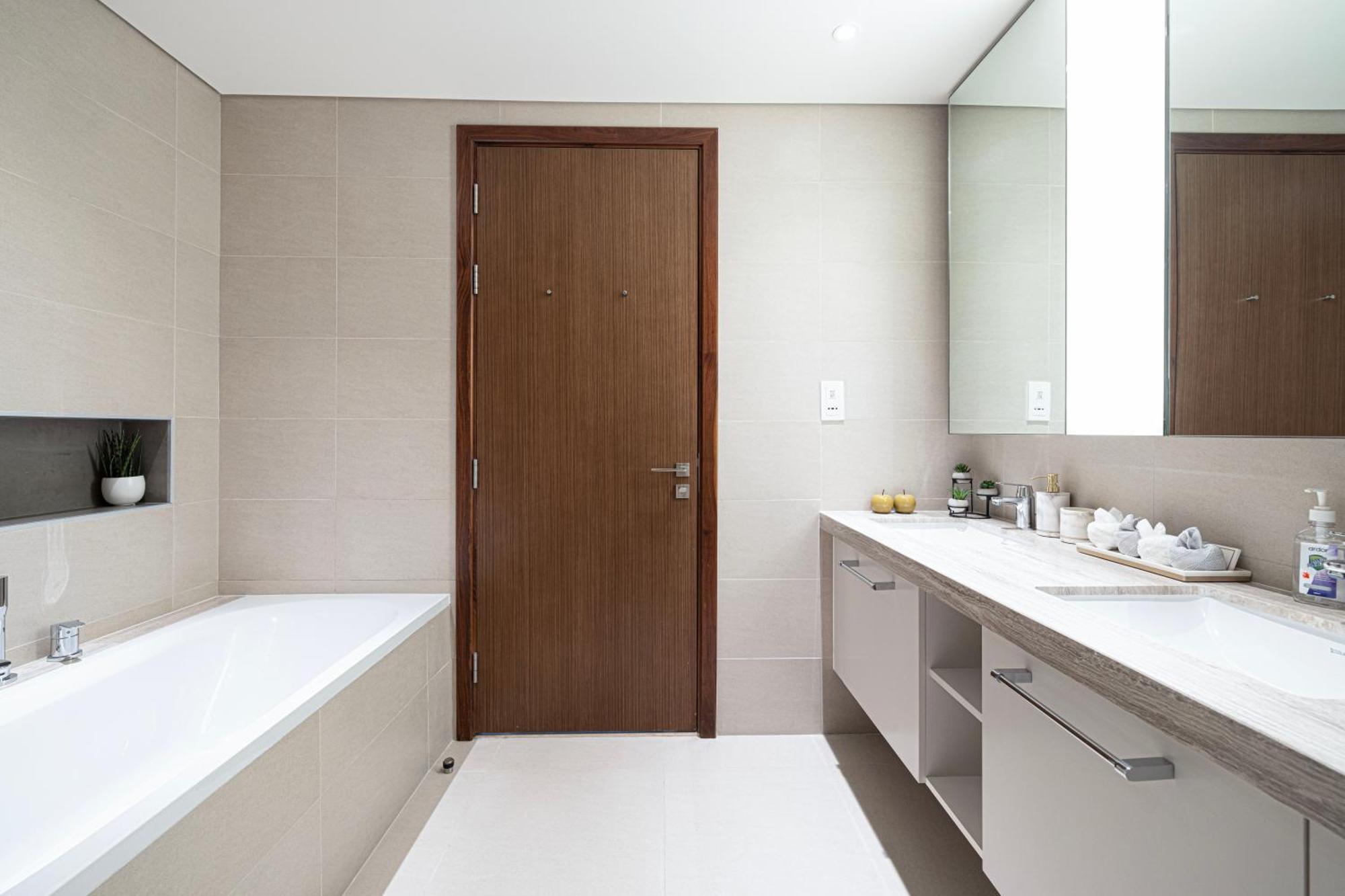 Magnificent Cozy 2br In Downtown *