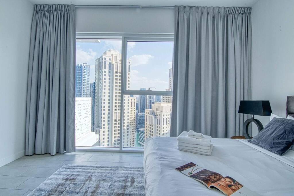 Delightful 1br In Jbr With Access Apartment *