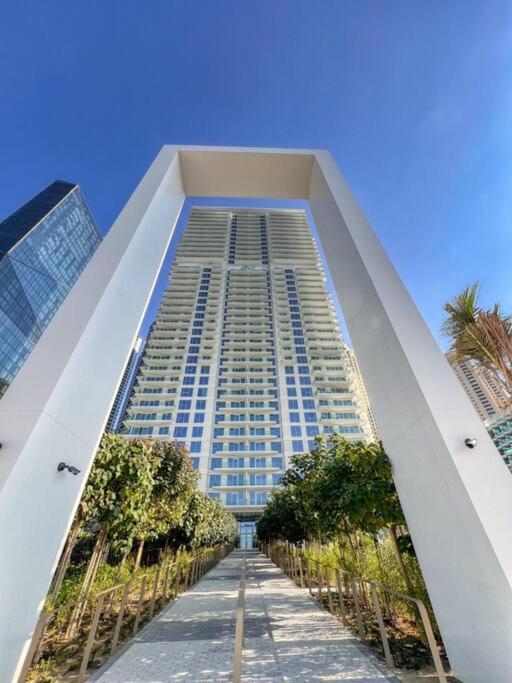 Delightful 1br In Jbr With Access Apartment Dubai