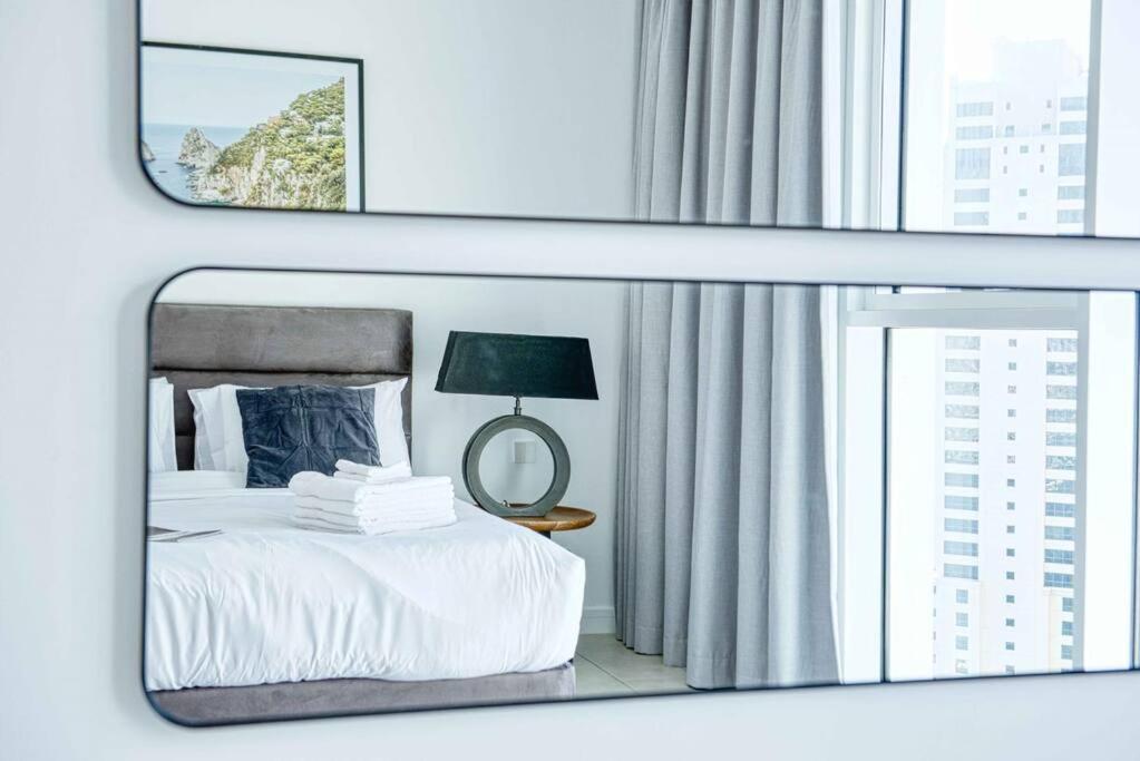 Delightful 1br In Jbr With Access *