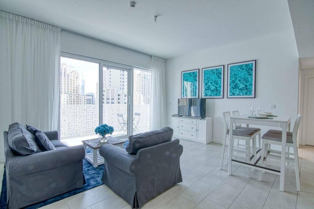 Delightful 1br In Jbr With Access * Dubai