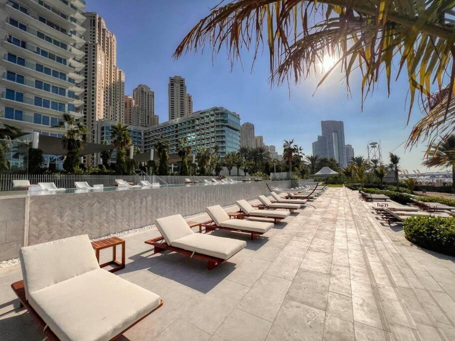 Apartment Delightful 1br In Jbr With Access