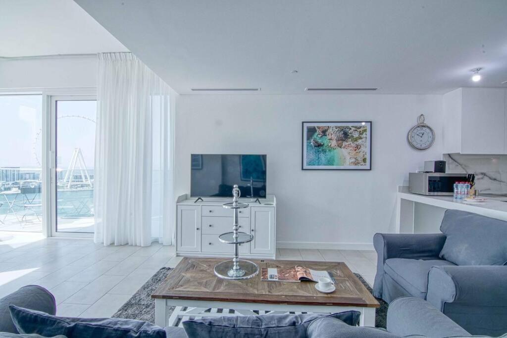 Stunning 2br With Sea And Ain View At Jbr
