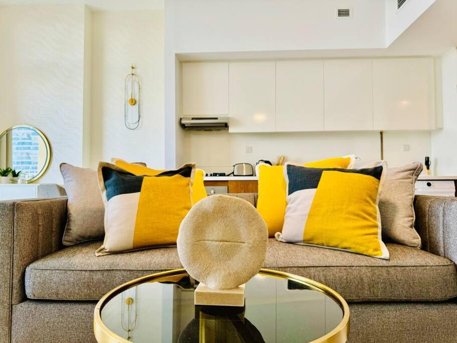 Chic Hameni Tower, Jvc Bright With Pool View * Dubai