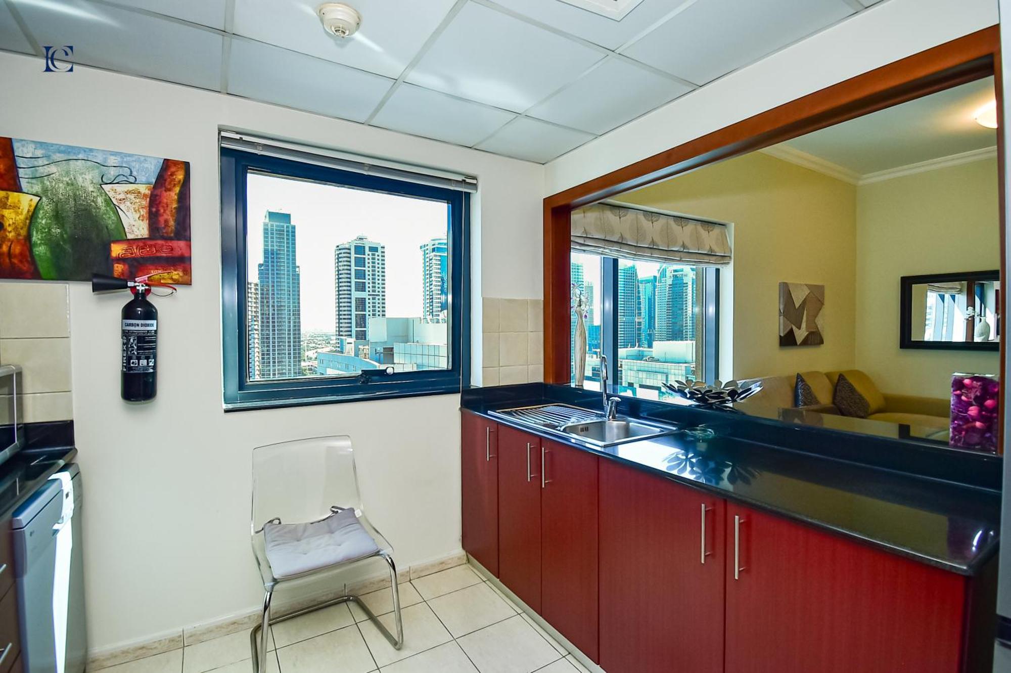 Luxury Escapes - Budget 1br In Marina - Near Tram & Metro -time Place Tower Apartment