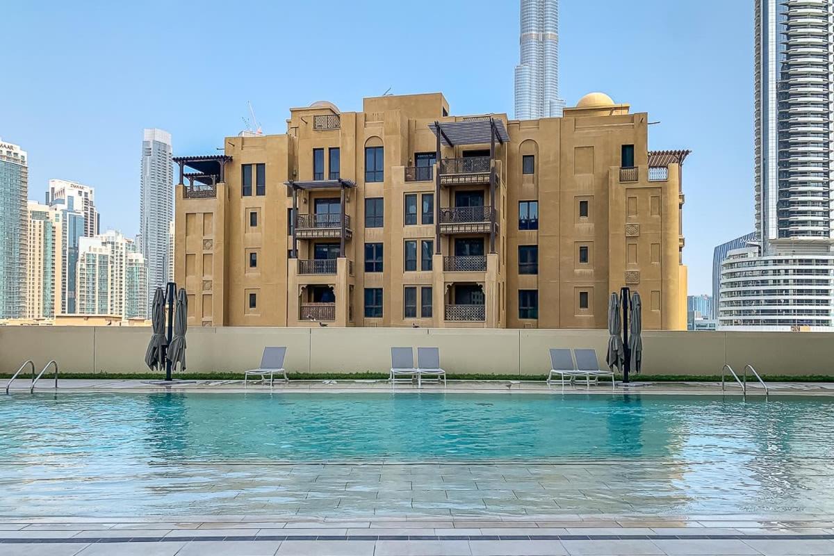 Frank Porter - Burj Royale Apartamento *