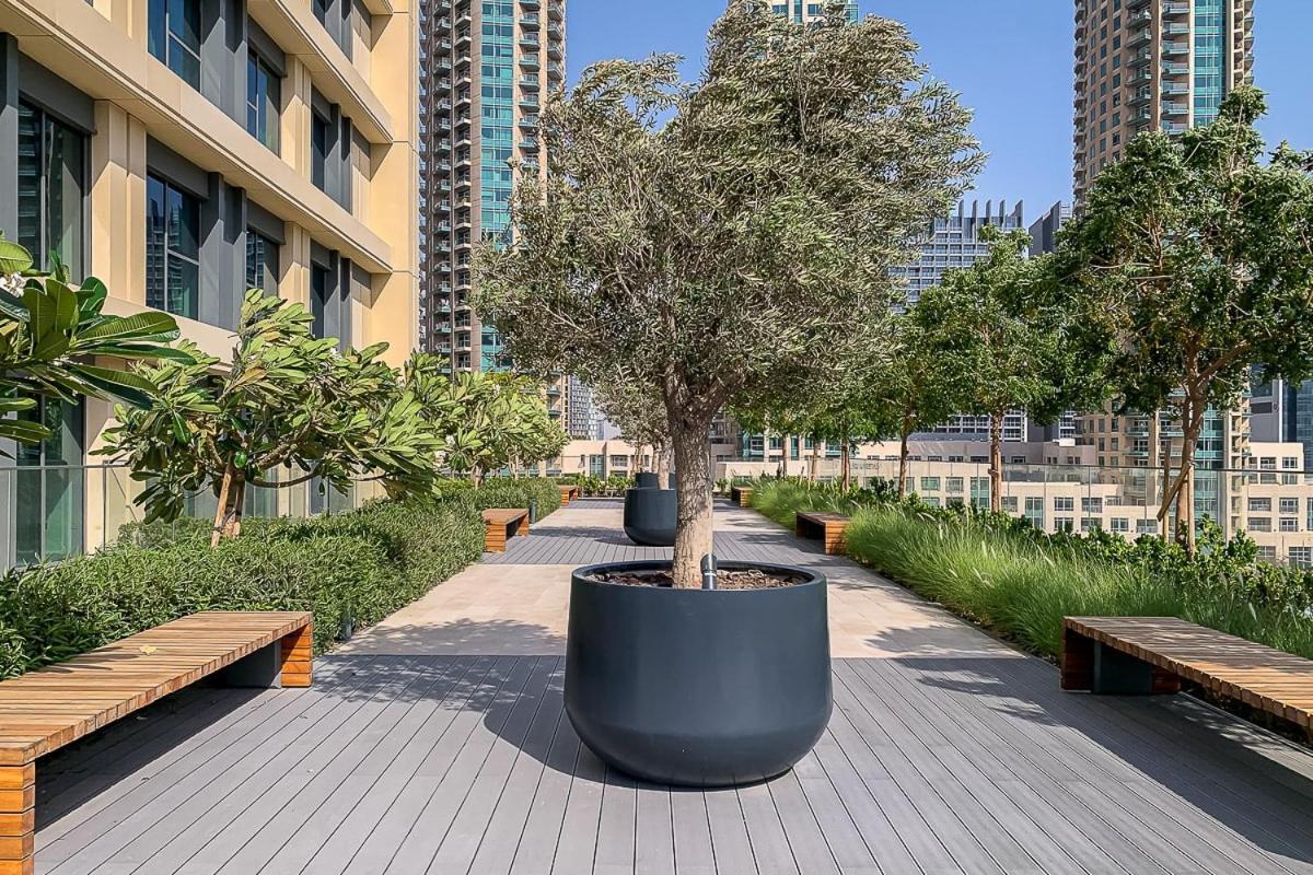 Frank Porter - Burj Royale Apartamento *